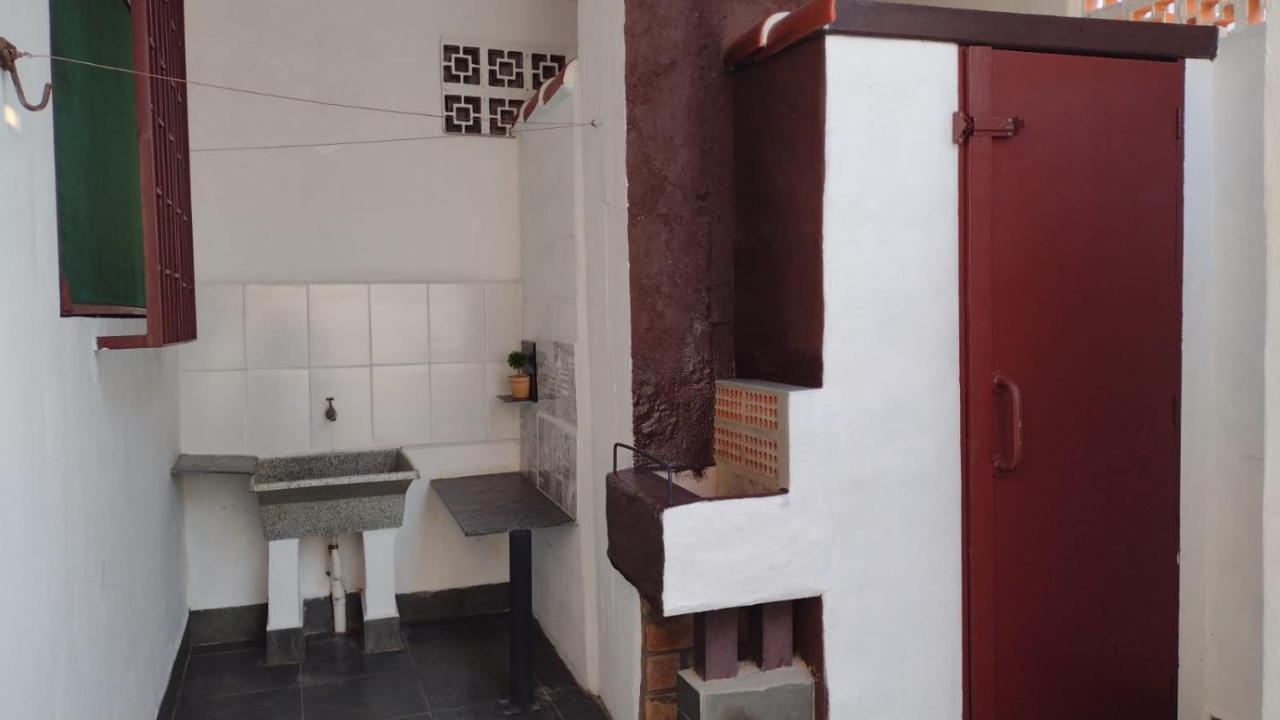 Casa Inteira Cravada Entre Os Principais Pontos Turisticos Vila Caraguatatuba Exterior foto